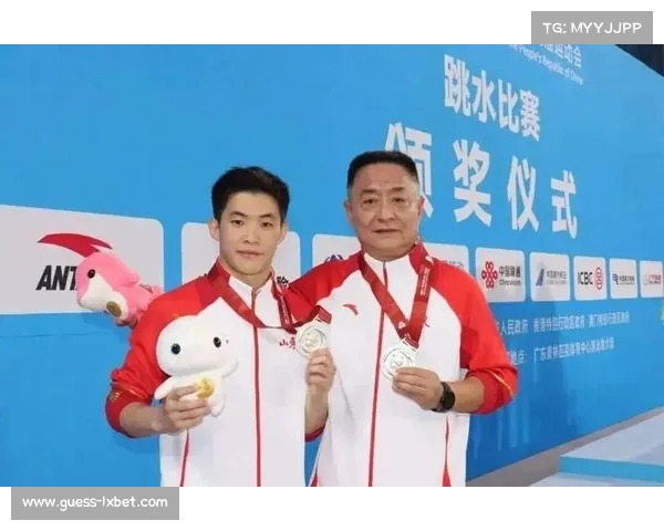 全运会颁奖仪式现感人一幕,商竣程获银牌落泪不言败